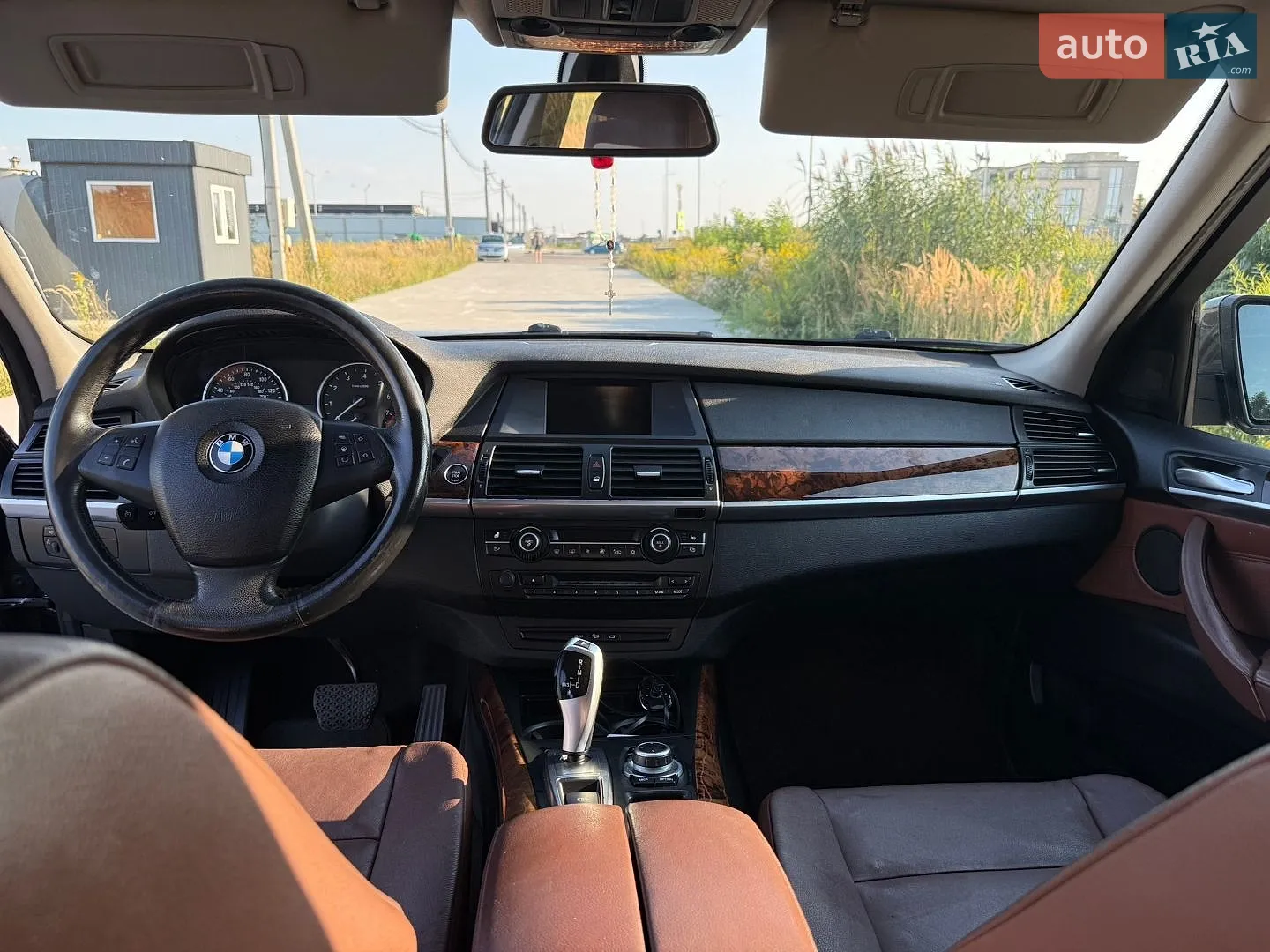 2010 BMW X5 - мініатюра 14