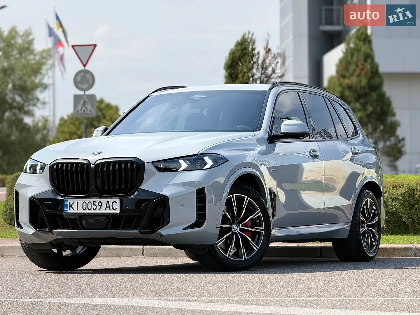 2025 BMW X5 - мініатюра 2
