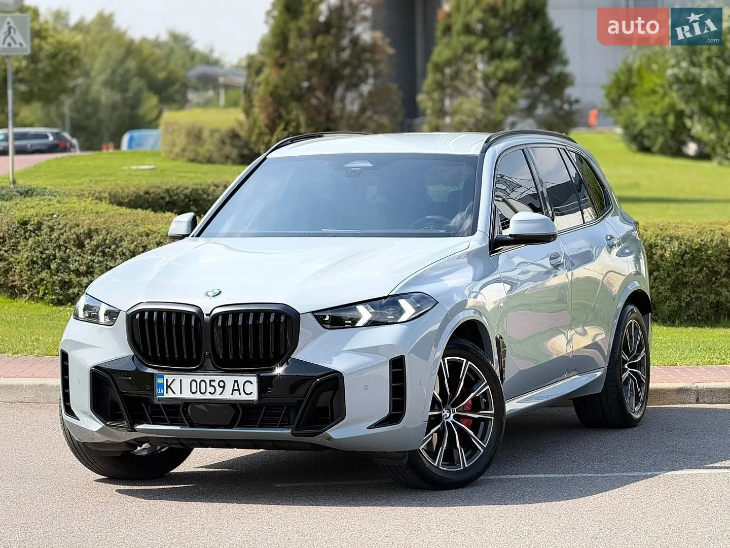 2025 BMW X5 - мініатюра 3