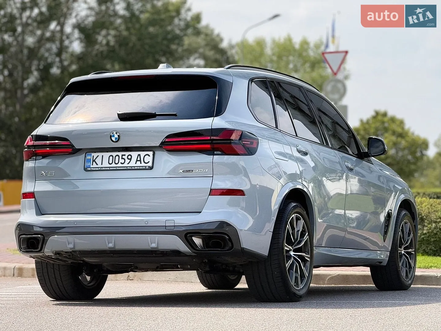 2025 BMW X5 - мініатюра 21