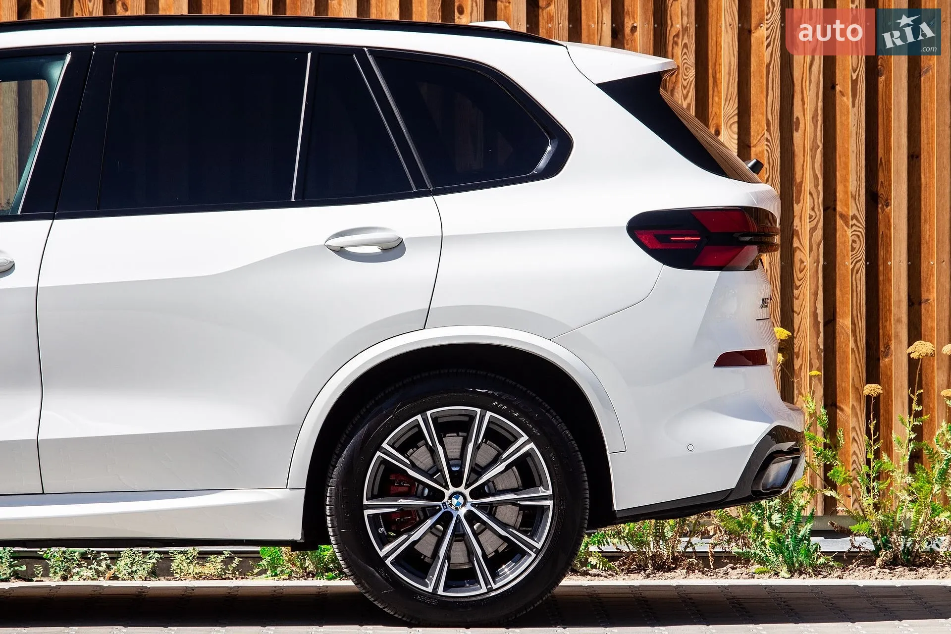 2025 BMW X5 - мініатюра 10