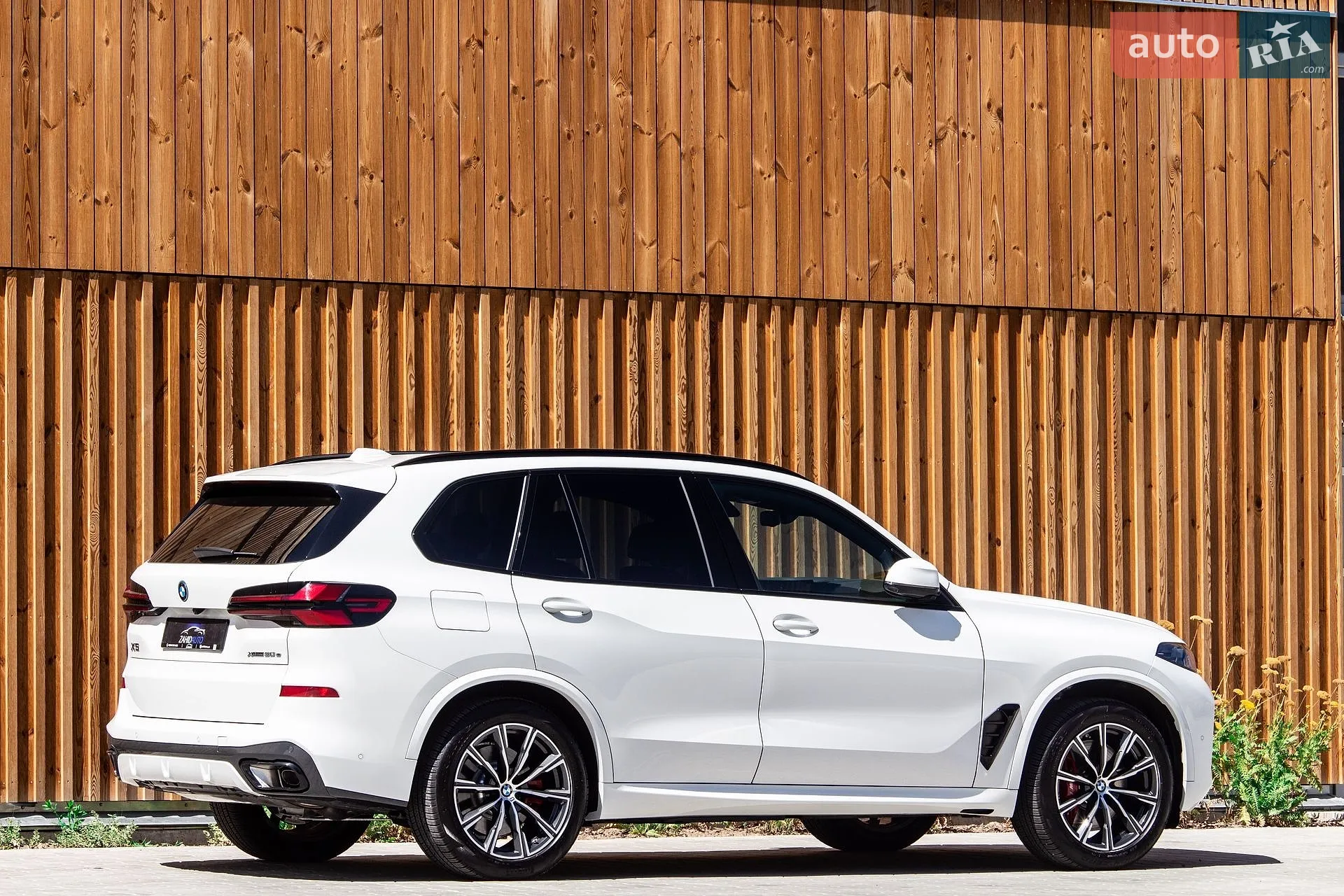 2025 BMW X5 - мініатюра 13
