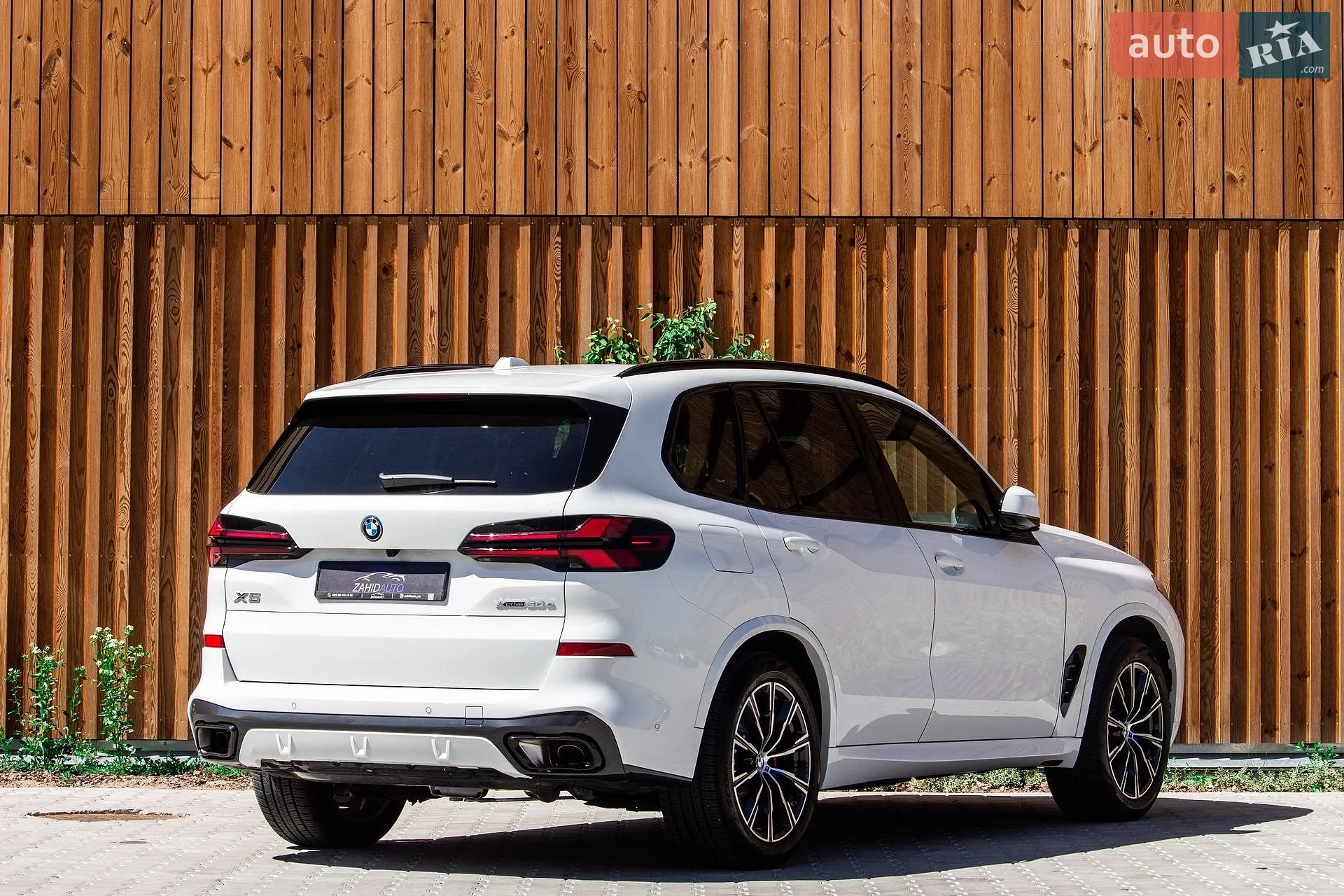 2025 BMW X5 - мініатюра 17