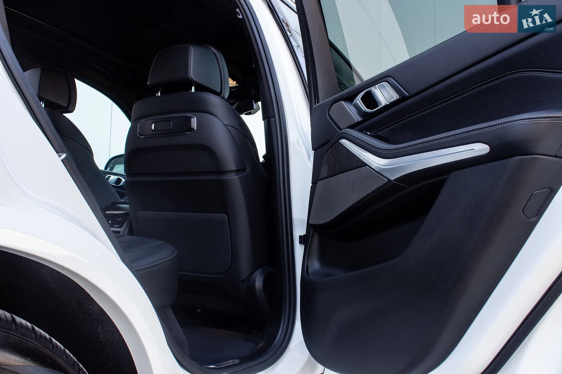 2025 BMW X5 - мініатюра 47