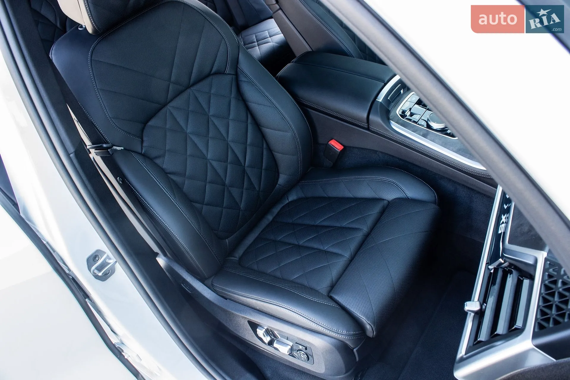 2025 BMW X5 - мініатюра 59