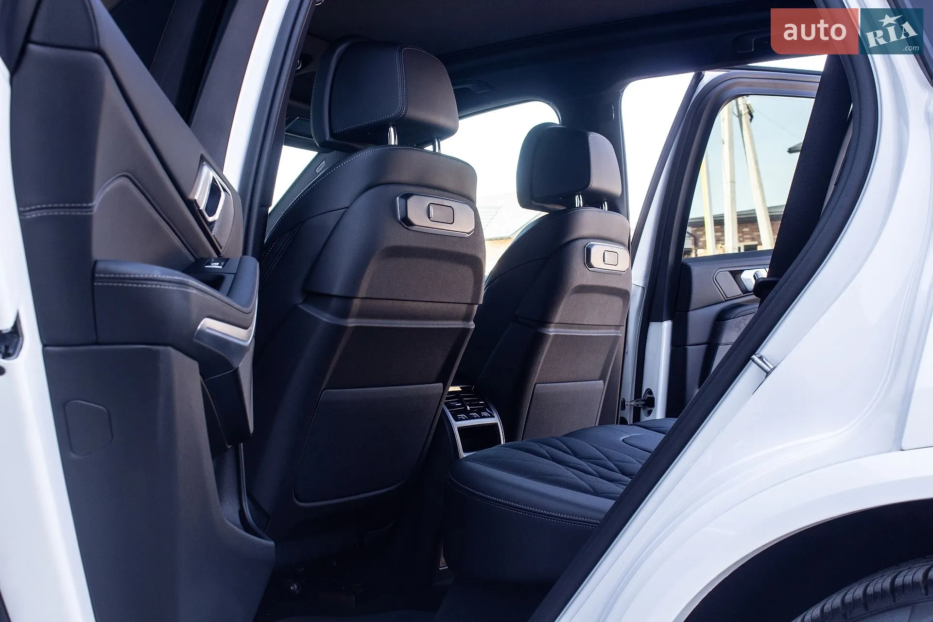 2025 BMW X5 - мініатюра 62