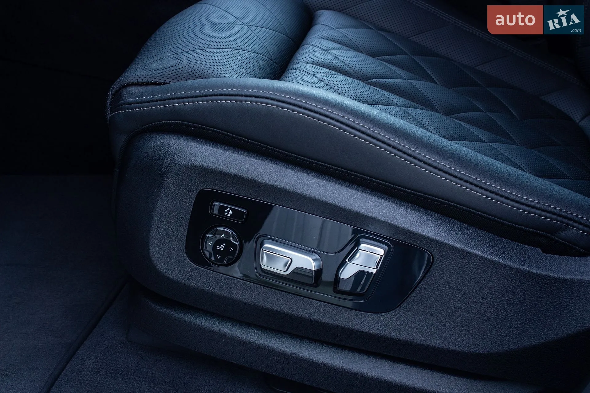 2025 BMW X5 - мініатюра 72