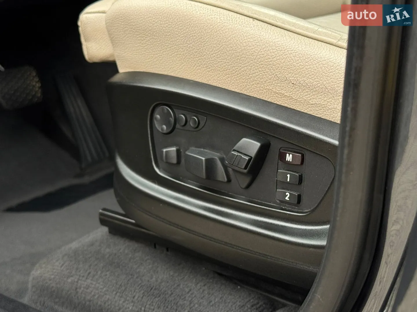 2011 BMW X5 - мініатюра 42