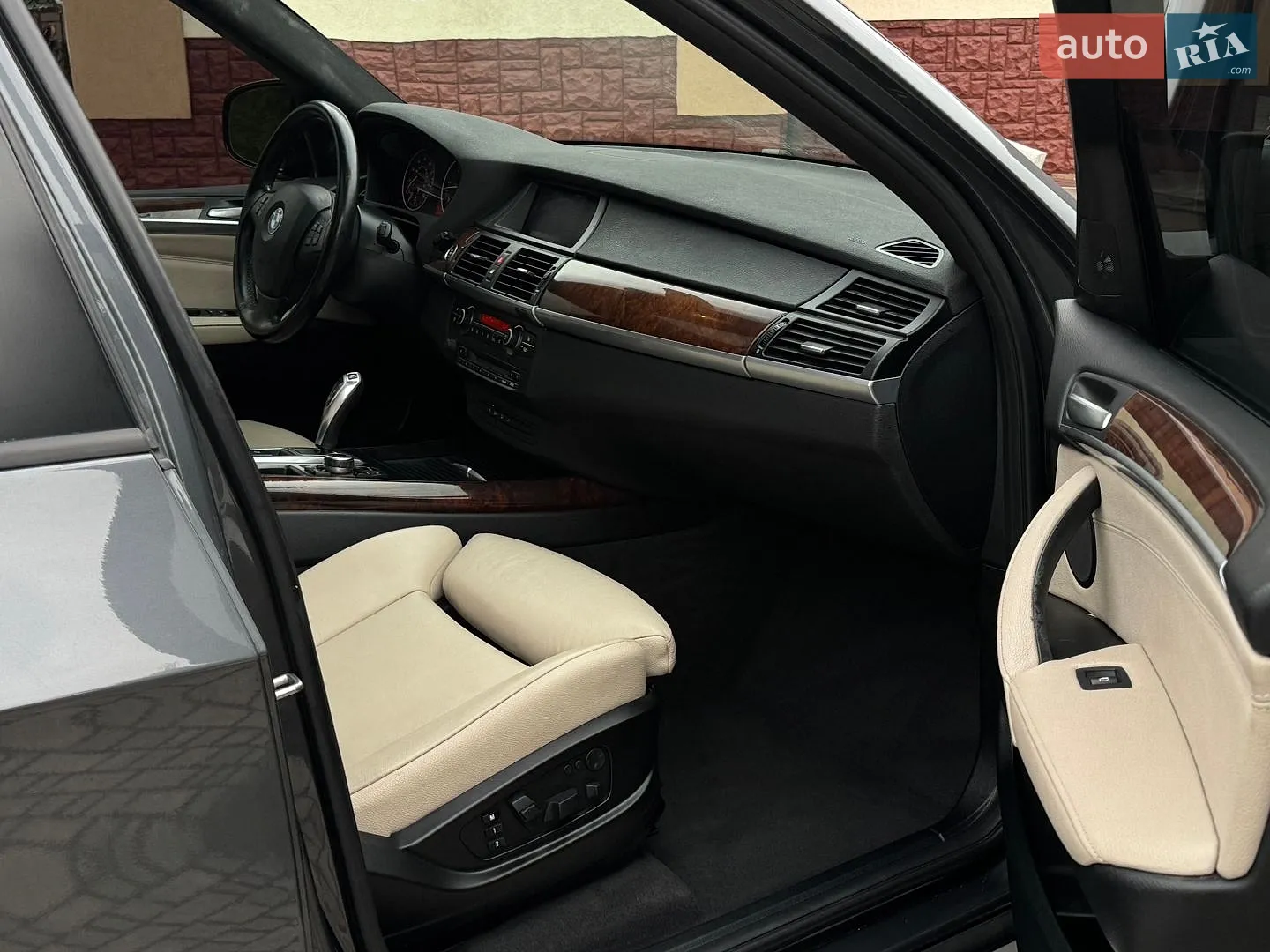 2011 BMW X5 - мініатюра 47