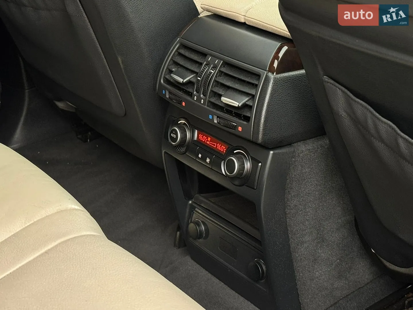 2011 BMW X5 - мініатюра 57