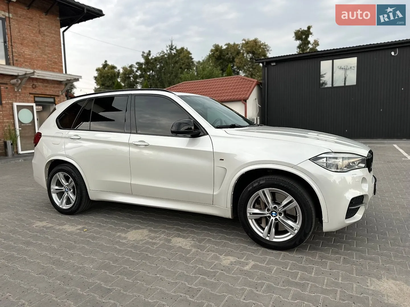 2015 BMW X5 - мініатюра 26