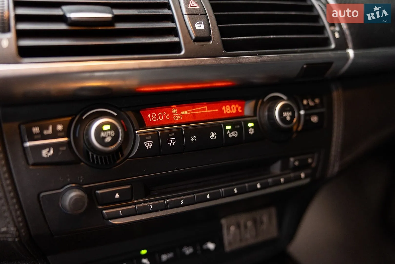 2010 BMW X5 - мініатюра 22