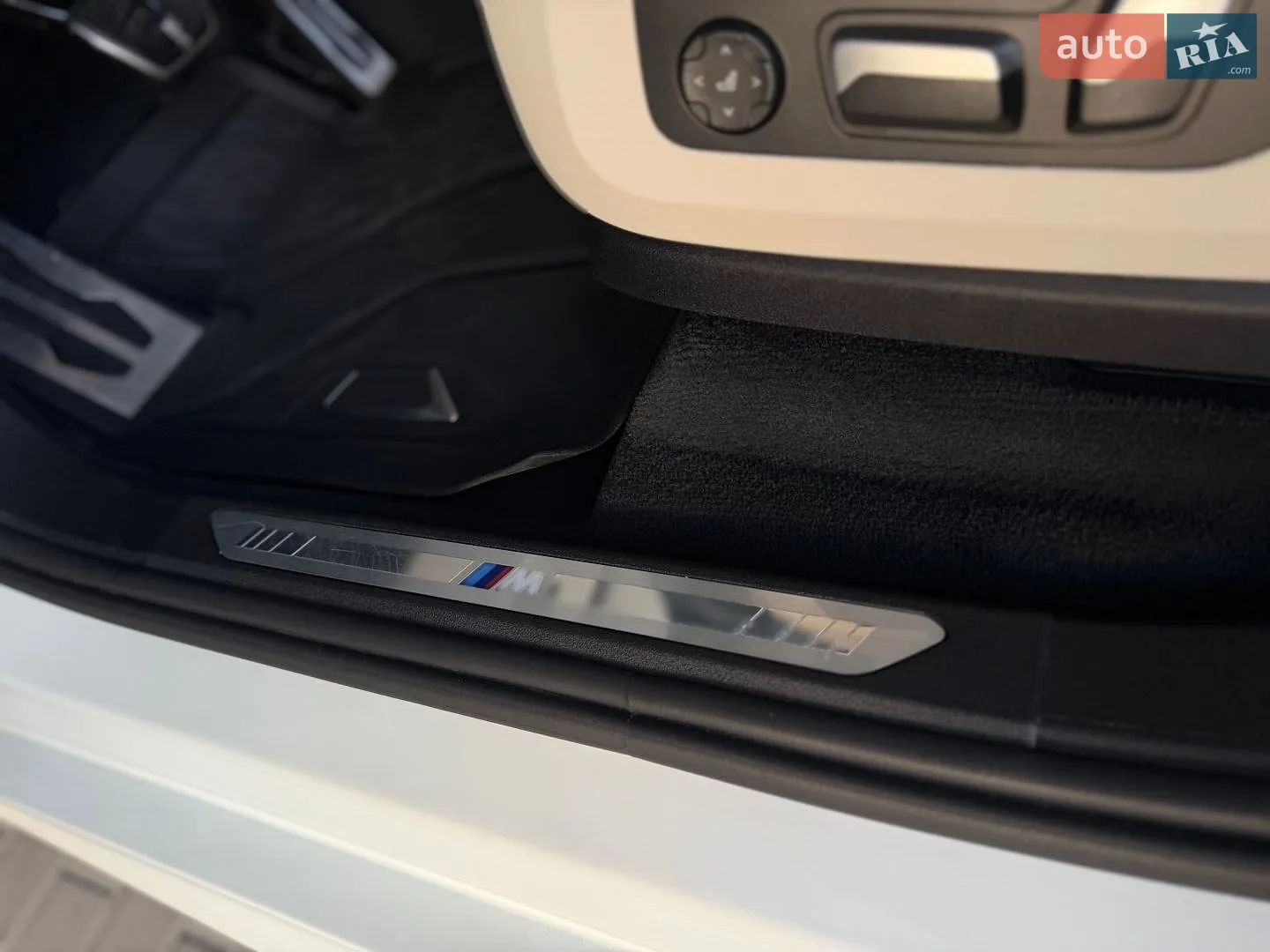 2020 BMW X5 - мініатюра 60