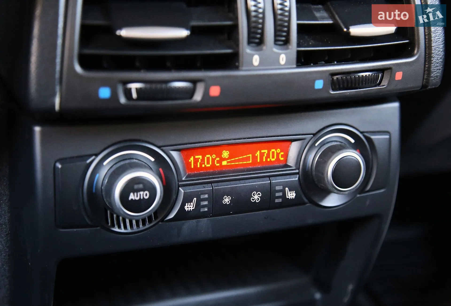 2011 BMW X5 - мініатюра 18