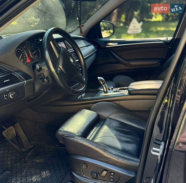 Внедорожник / Кроссовер BMW X5 2013 в Чернигове