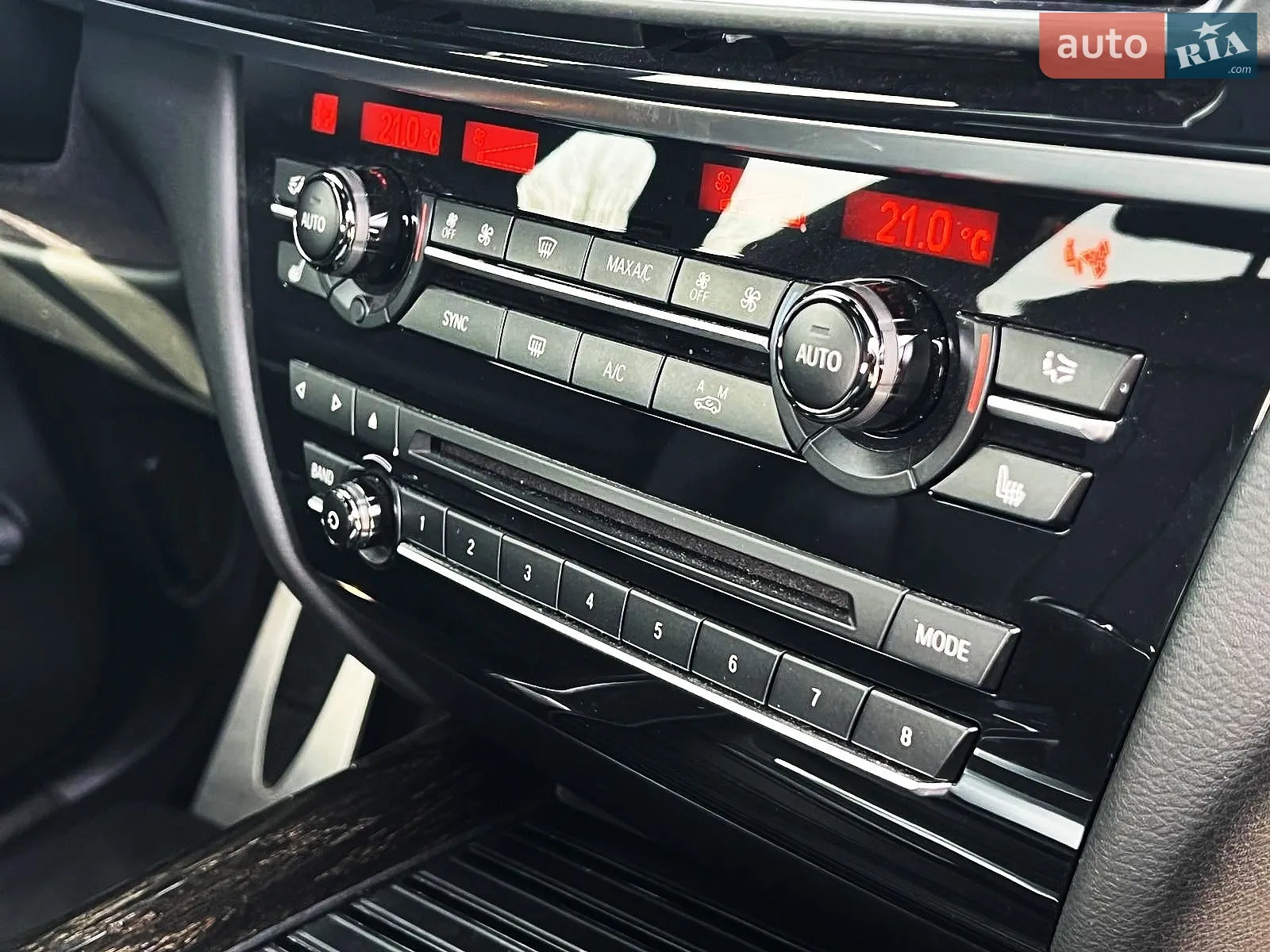 2017 BMW X5 - мініатюра 21