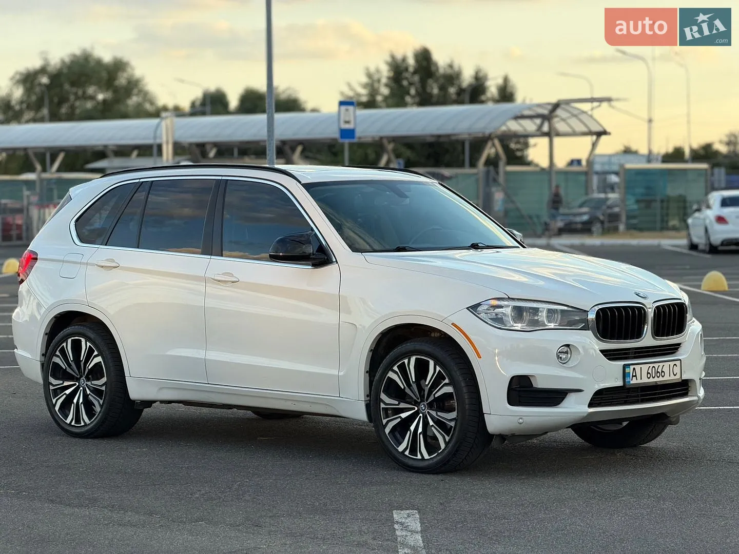 2015 BMW X5 - мініатюра 10