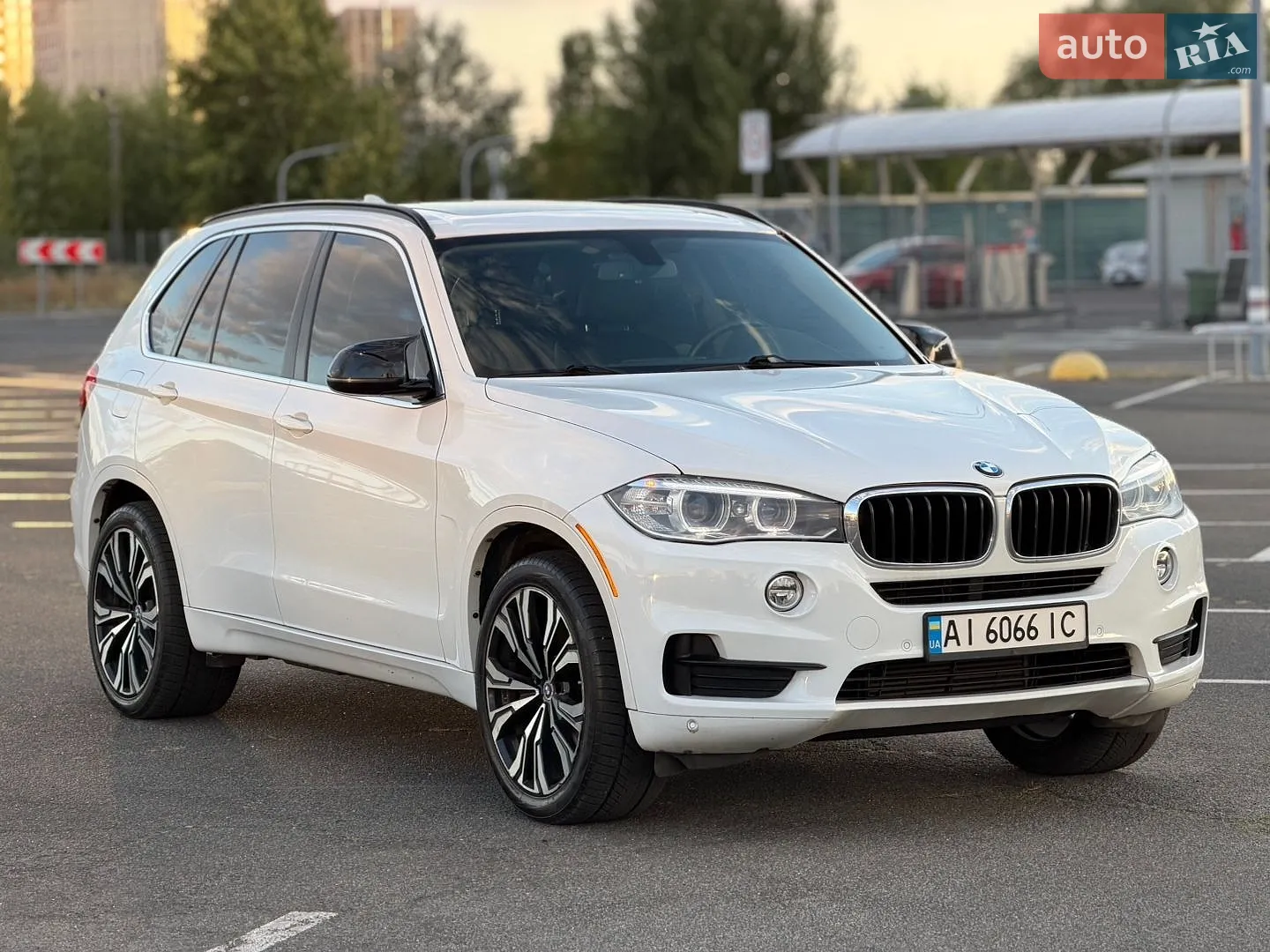 2015 BMW X5 - мініатюра 11