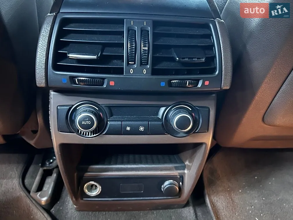 2012 BMW X5 - мініатюра 23