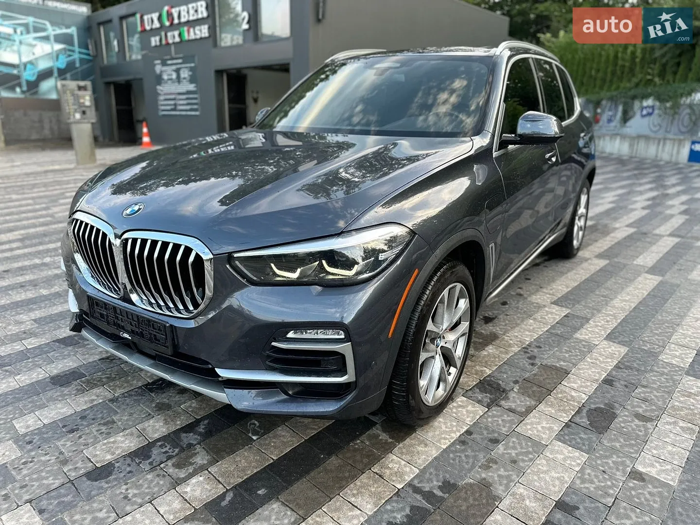 2020 BMW X5 - фото 1
