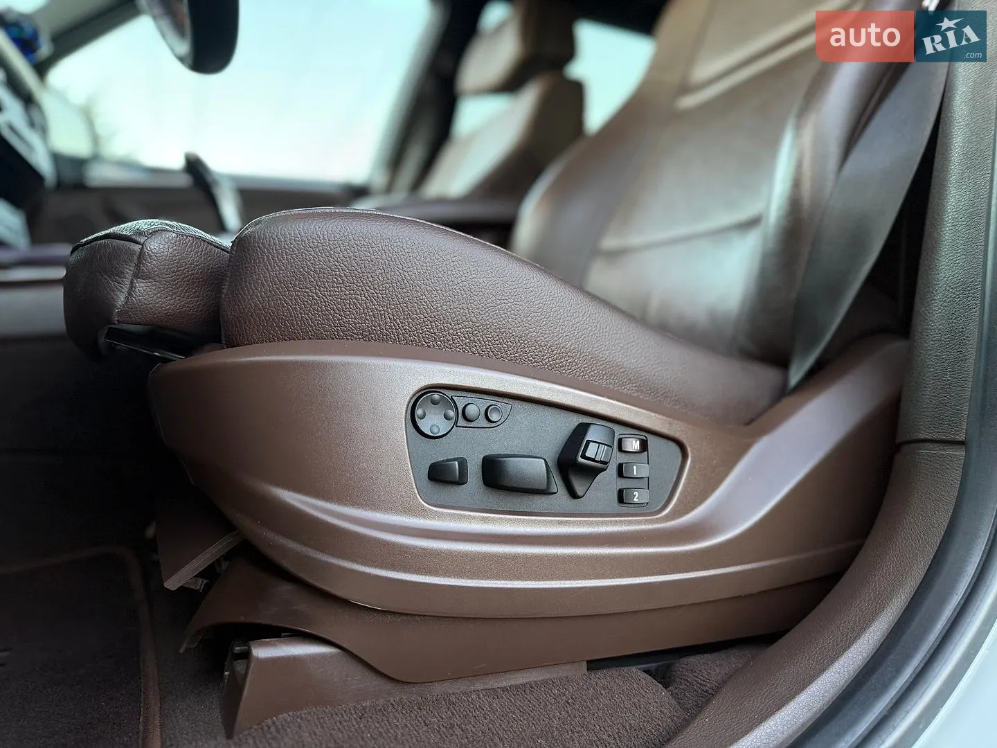 2010 BMW X5 - мініатюра 42