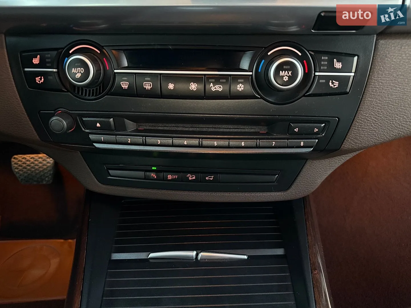 2010 BMW X5 - мініатюра 38