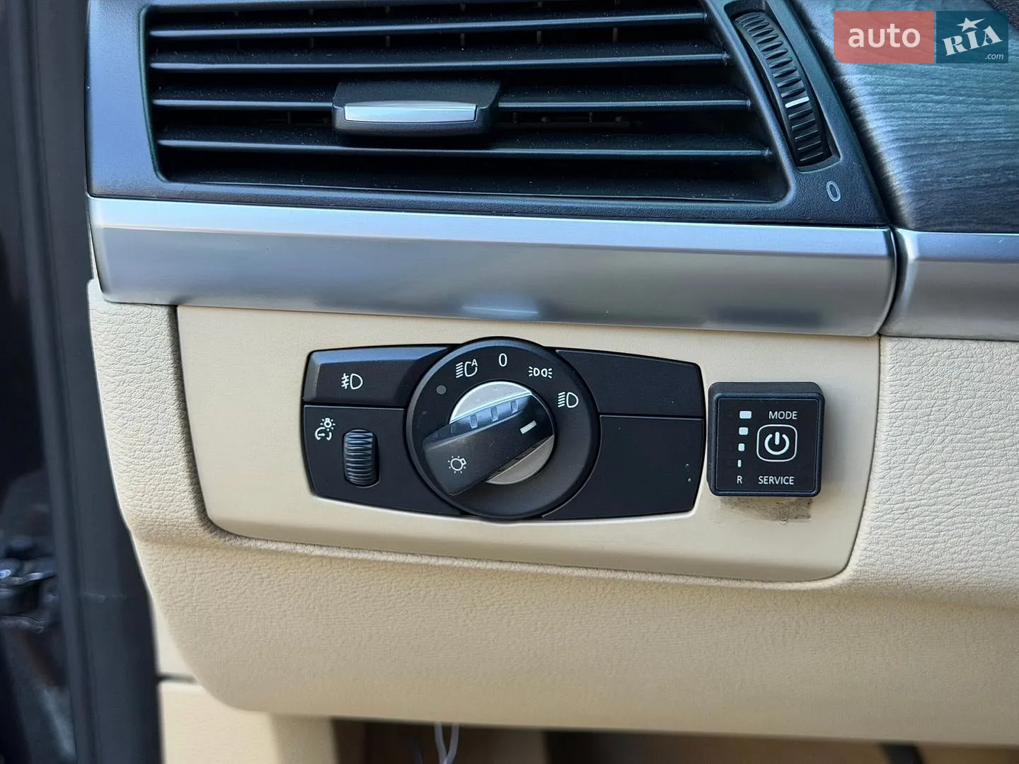 2010 BMW X5 - мініатюра 45