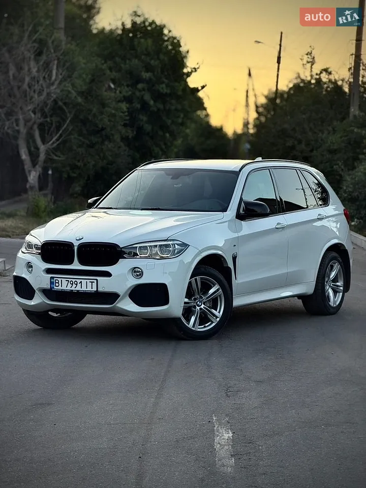 2015 Volkswagen Touareg - мініатюра 23