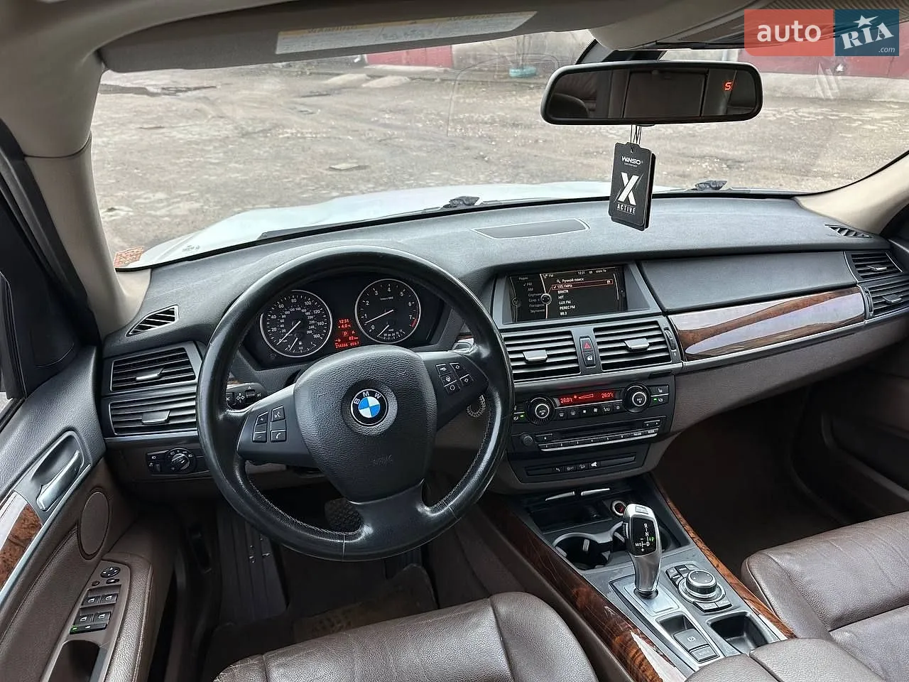 2011 BMW X5 - мініатюра 10