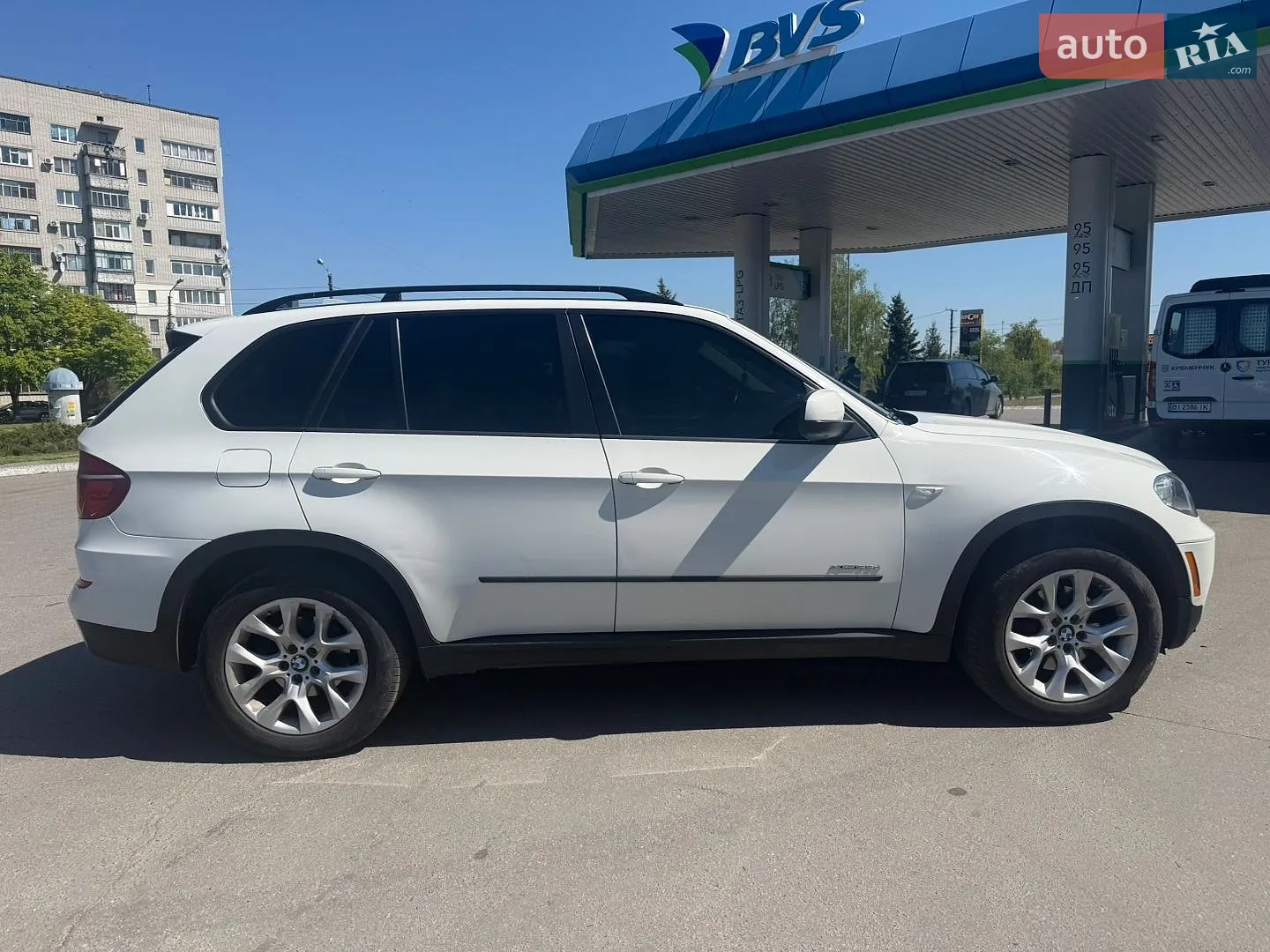 2010 BMW X5 - мініатюра 3