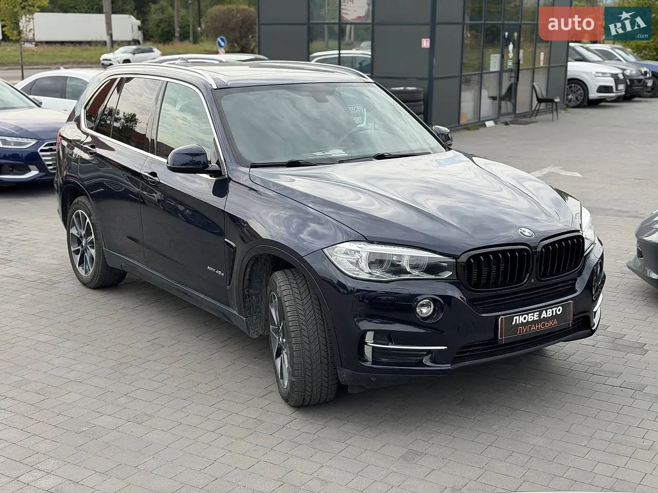 2017 BMW X5 - мініатюра 3