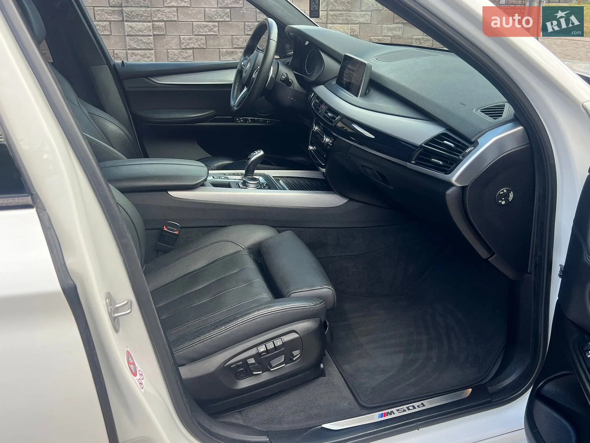 2015 BMW X5 - мініатюра 18