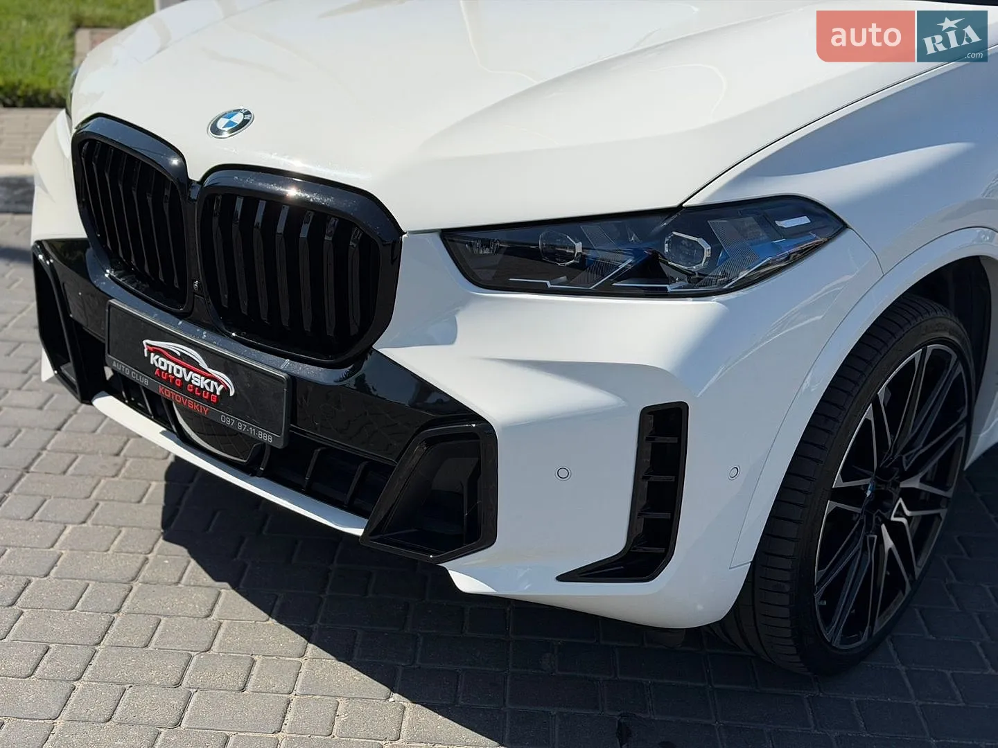 2021 BMW X5 - мініатюра 3