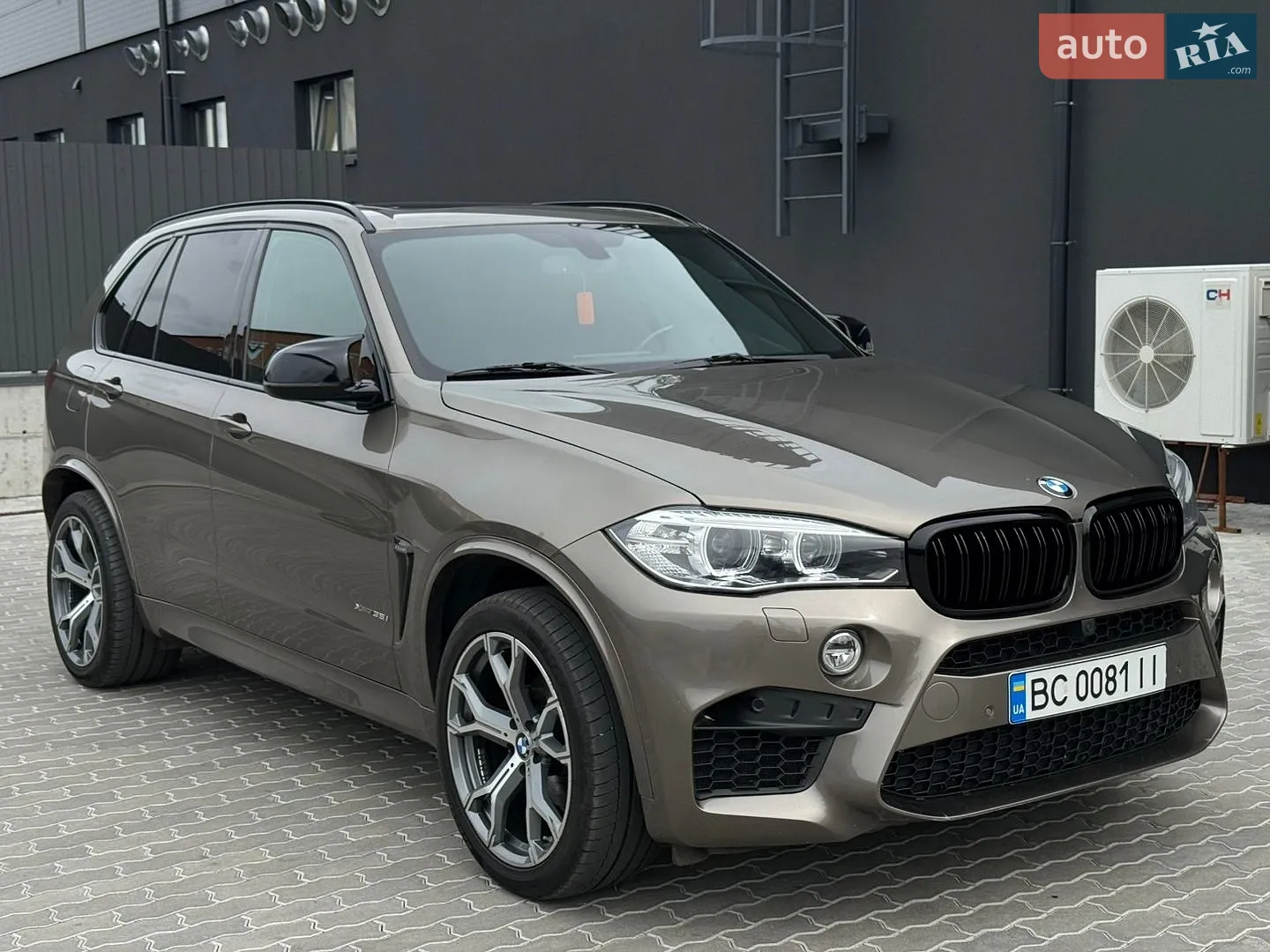 2017 BMW X5 - мініатюра 3