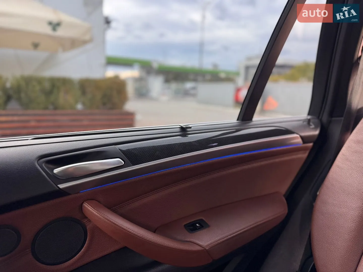 2010 BMW X5 - мініатюра 18