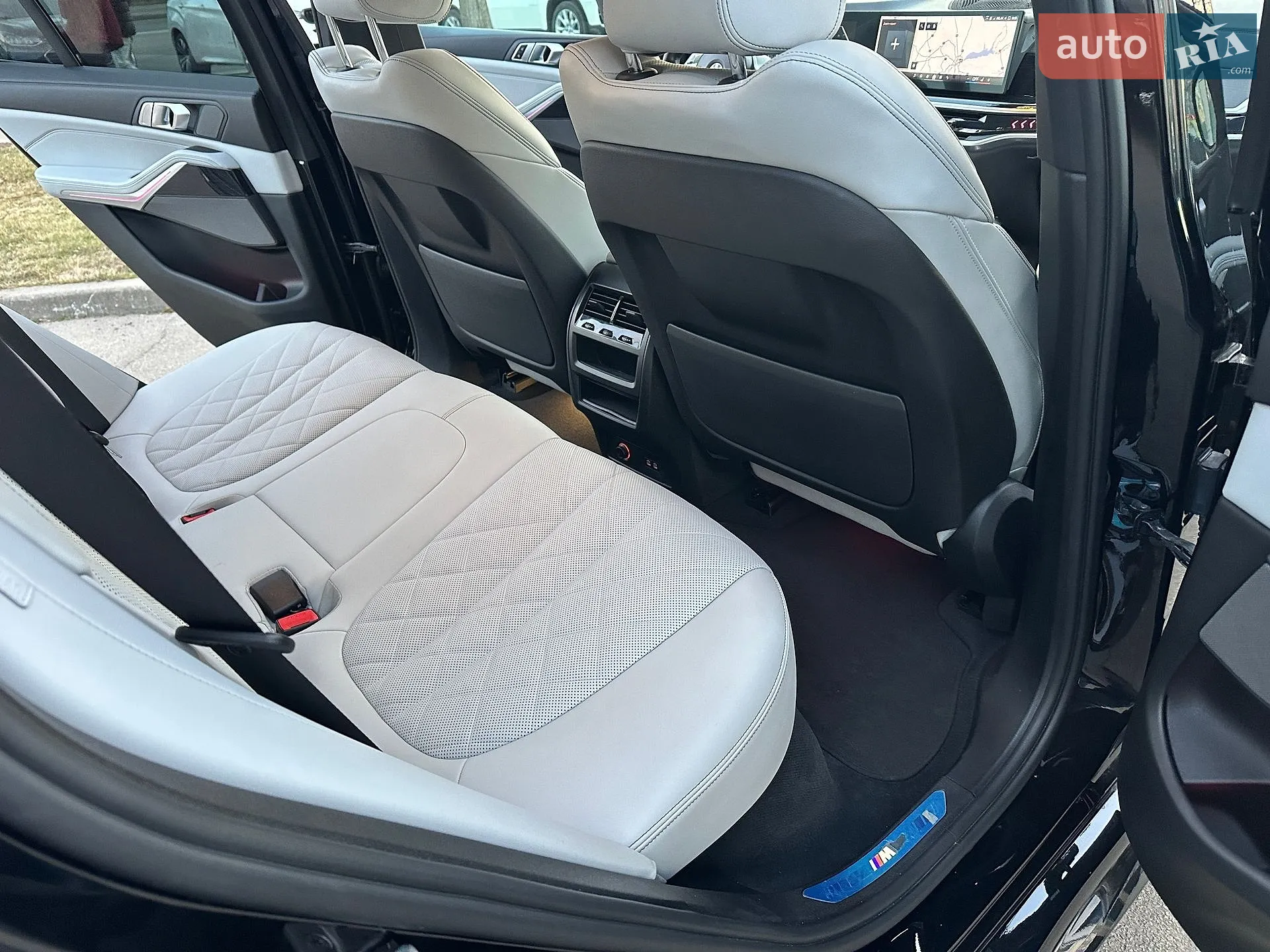 2023 BMW X5 - мініатюра 10
