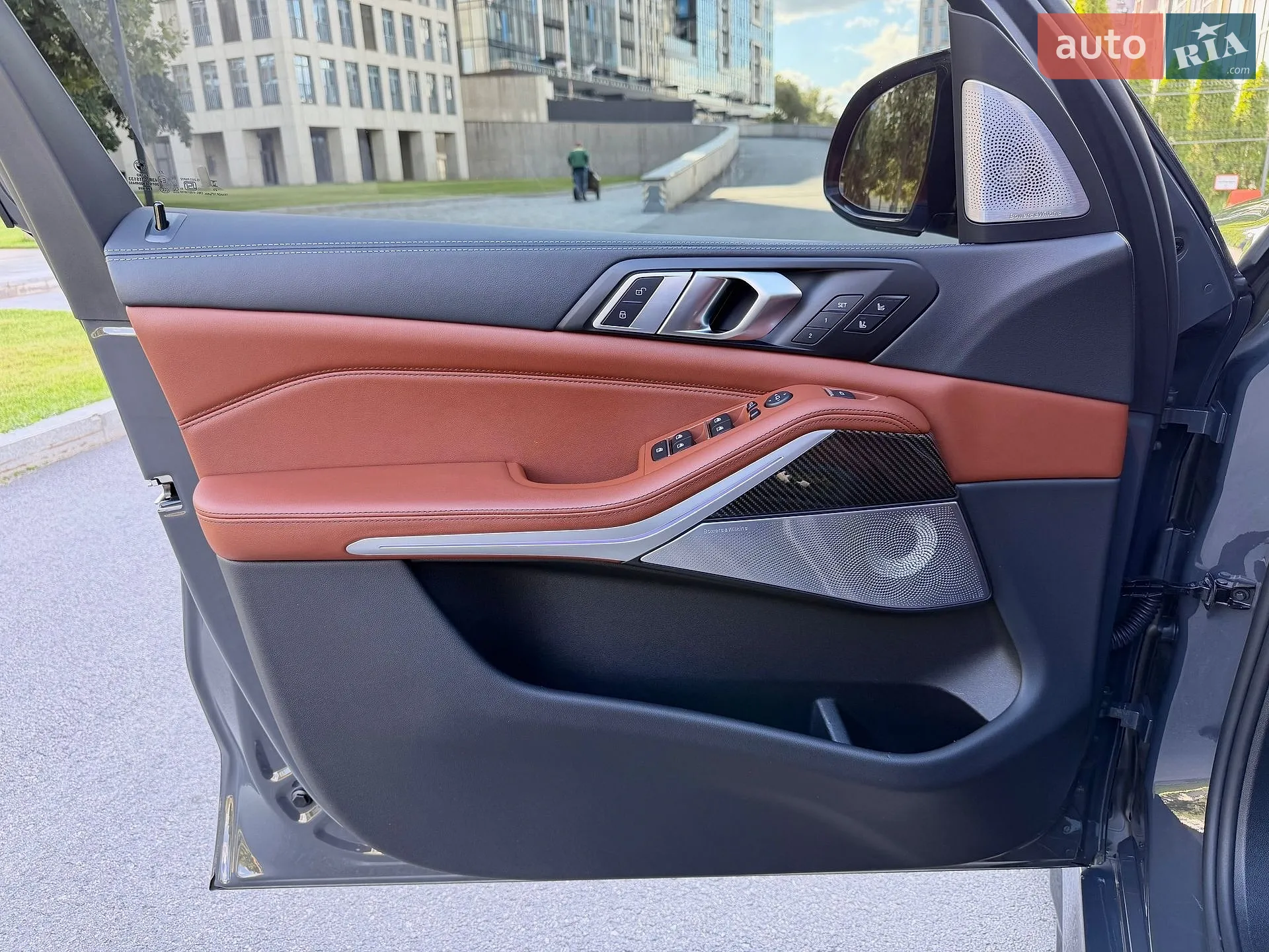 2025 BMW X5 - мініатюра 25