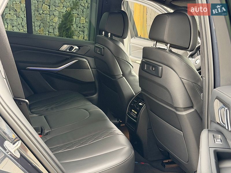Внедорожник / Кроссовер BMW X5 2022 в Ивано-Франковске