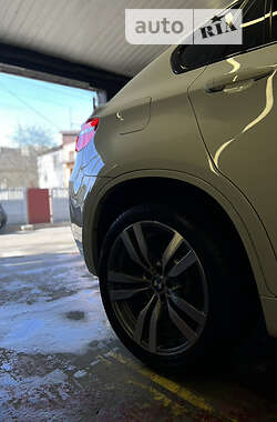 Позашляховик / Кросовер BMW X6 M 2011 в 