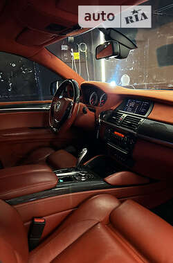 Позашляховик / Кросовер BMW X6 M 2011 в 