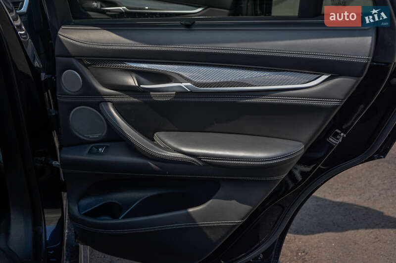 Позашляховик / Кросовер BMW X6 M 2016 в Львові