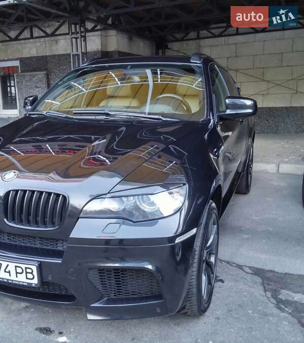 Внедорожник / Кроссовер BMW X6 M 2010 в Киеве
