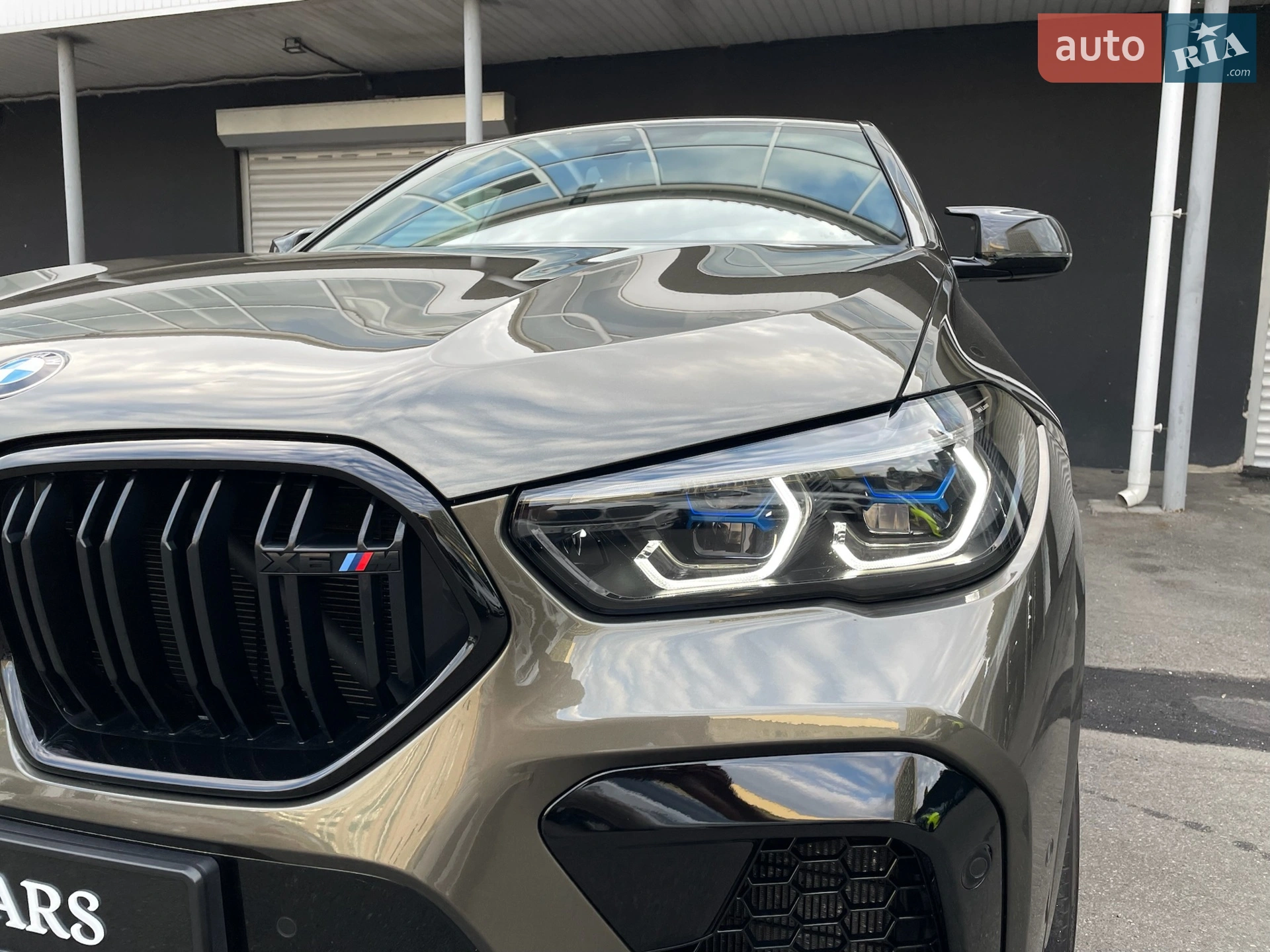 2022 BMW X6 M - мініатюра 9