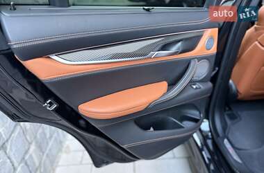 Позашляховик / Кросовер BMW X6 M 2017 в 