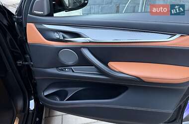 Позашляховик / Кросовер BMW X6 M 2017 в 