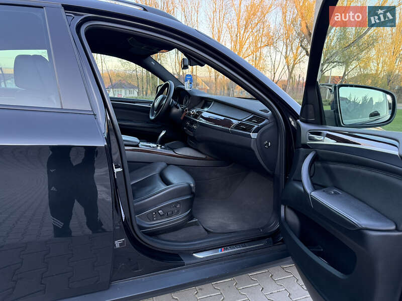 Позашляховик / Кросовер BMW X6 M 2012 в Чернівцях