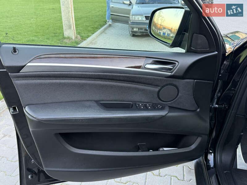 Позашляховик / Кросовер BMW X6 M 2012 в Чернівцях