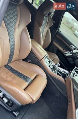 Позашляховик / Кросовер BMW X6 M 2022 в 