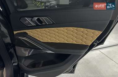 Позашляховик / Кросовер BMW X6 M 2023 в 