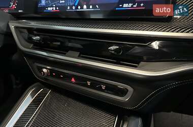 Позашляховик / Кросовер BMW X6 M 2023 в 